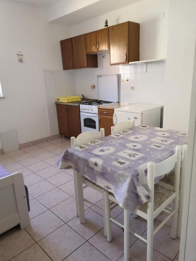 Laura And Nevio Apartments And Rooms เซรส ภายนอก รูปภาพ